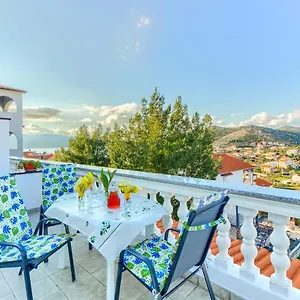 Vittorio , Seget Vranjica Chorwacja