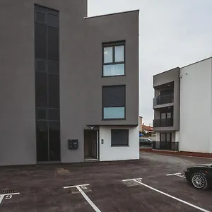  Apartament Browny